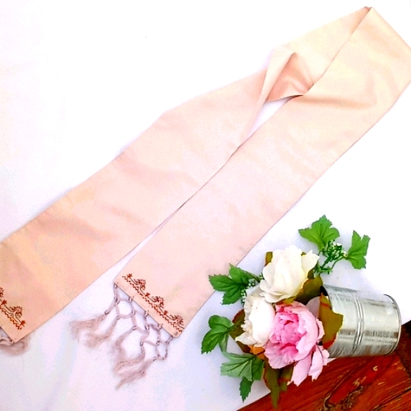 Vtg Embroidered Silk Scarf - Picture 3 of 3